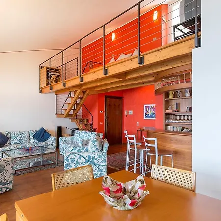 Albicocca * סטרסה